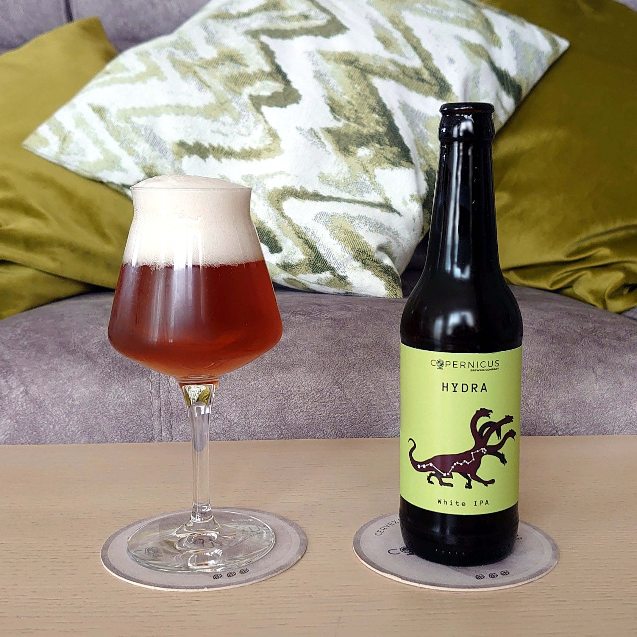 Botellín de 33cl de cerveza Copernicus Hydra - White IPA